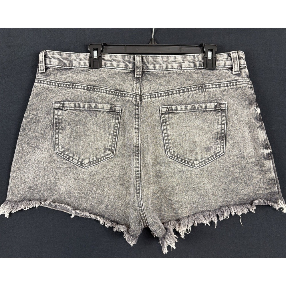 Primark Women Gray Super High Waist Denim Jeans Short 14 Distressed Cutoffs NWT - Picture 2 of 9